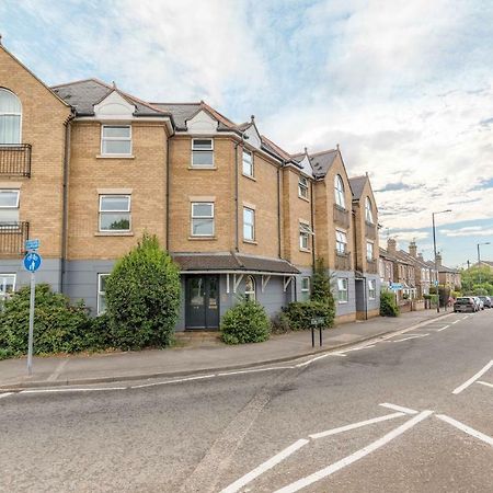 Modern Apartment Within Short Walk Of The Castle, High Street And Long Walk - Free Parking Windsor Eksteriør bilde