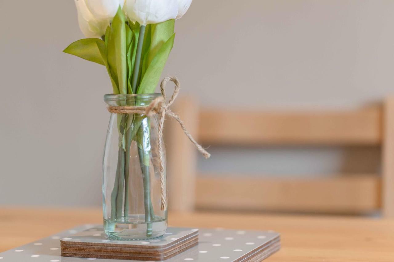Modern Apartment Within Short Walk Of The Castle, High Street And Long Walk - Free Parking Windsor Eksteriør bilde